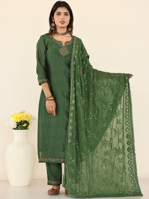 Green Embellished Banarasi Silk Blend Saree With Unstitched Blouse Piece